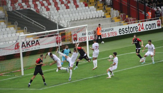 Anagold 24 Erzincanspor, İyi Futbolunu 2 Golle Süsledi