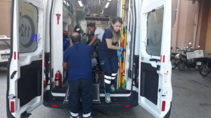 45 Kişi Yemekten Zehirlendi