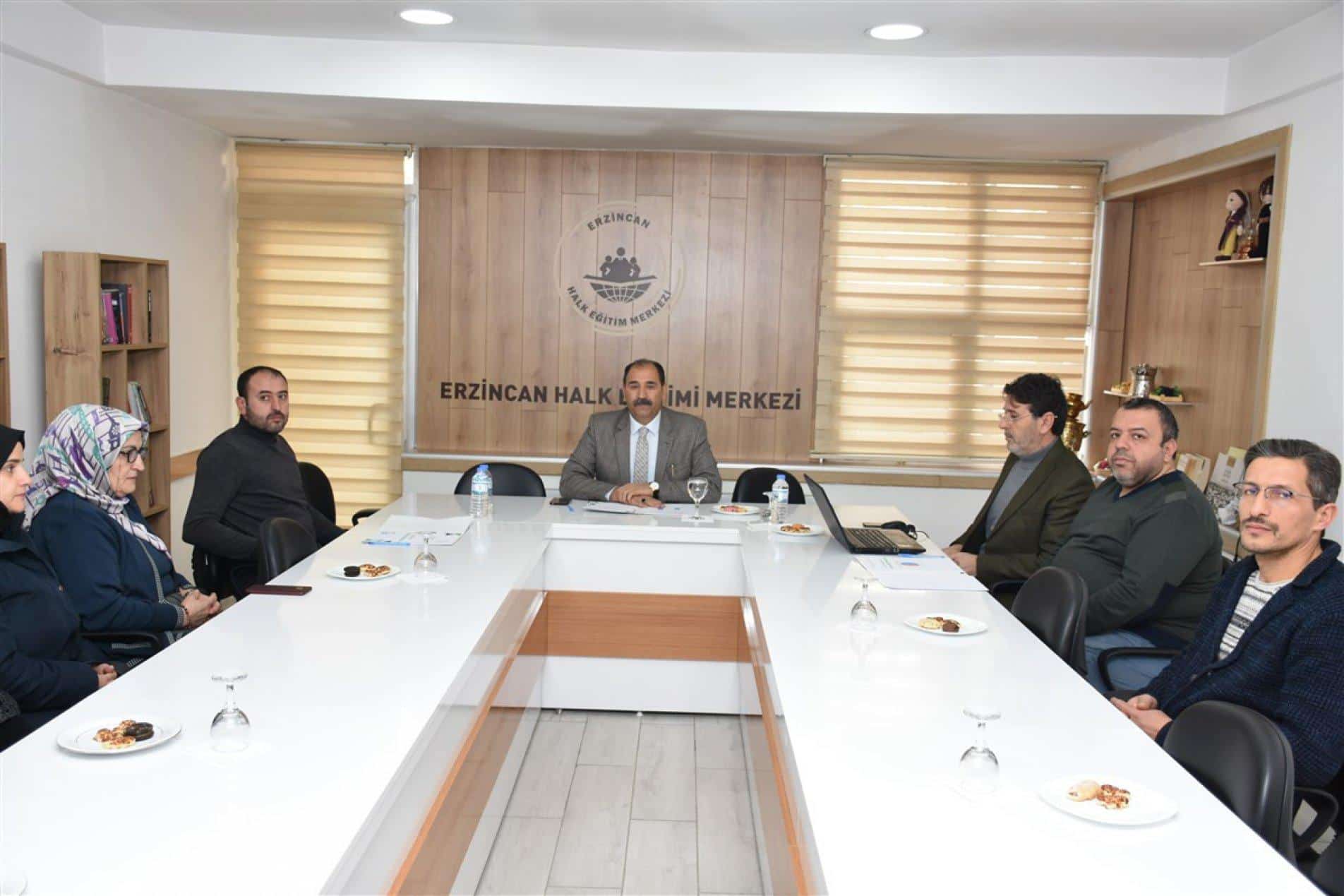 Erzincan'da 67.011 Vatandaş Halk Eğitimi Kurslarından Yararlandı