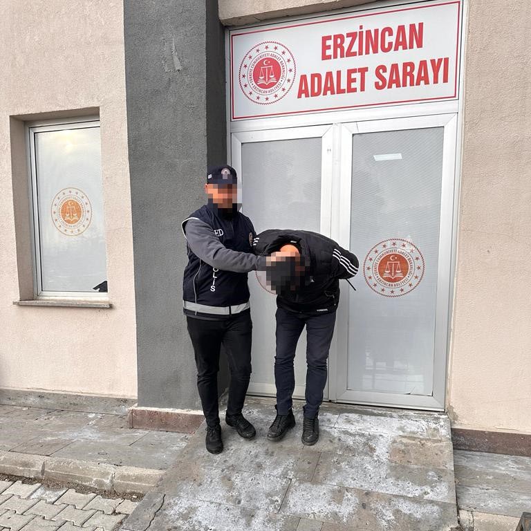 Göçmen Kaçakçısı Tutuklandı