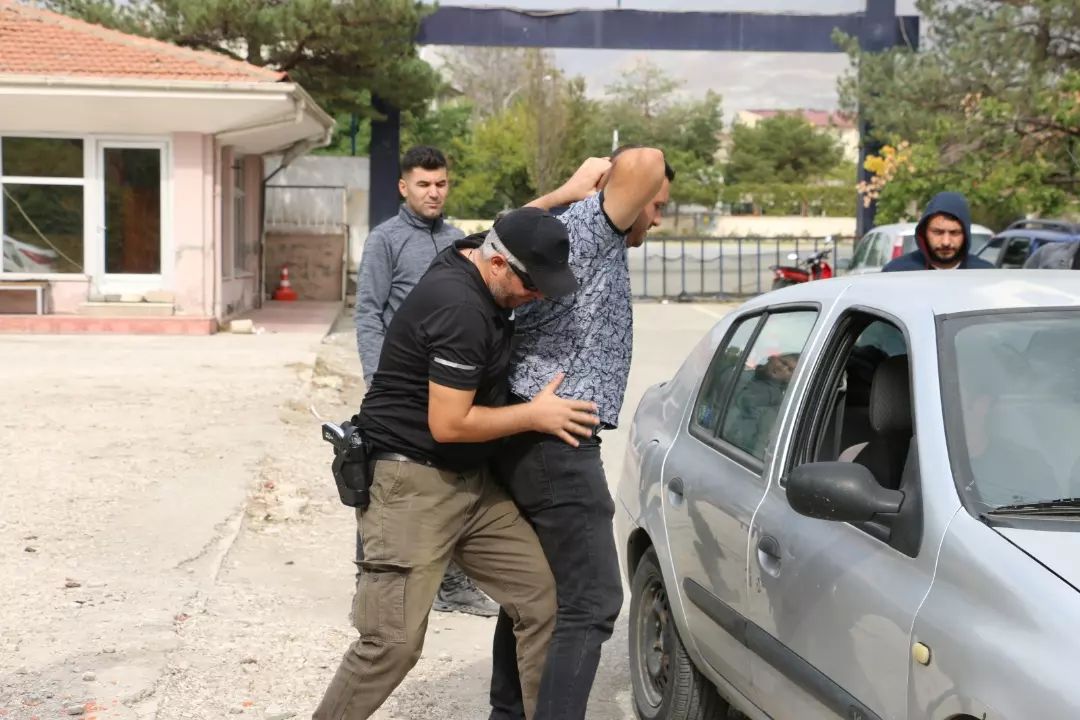 Emniyet Personeline Eğitim