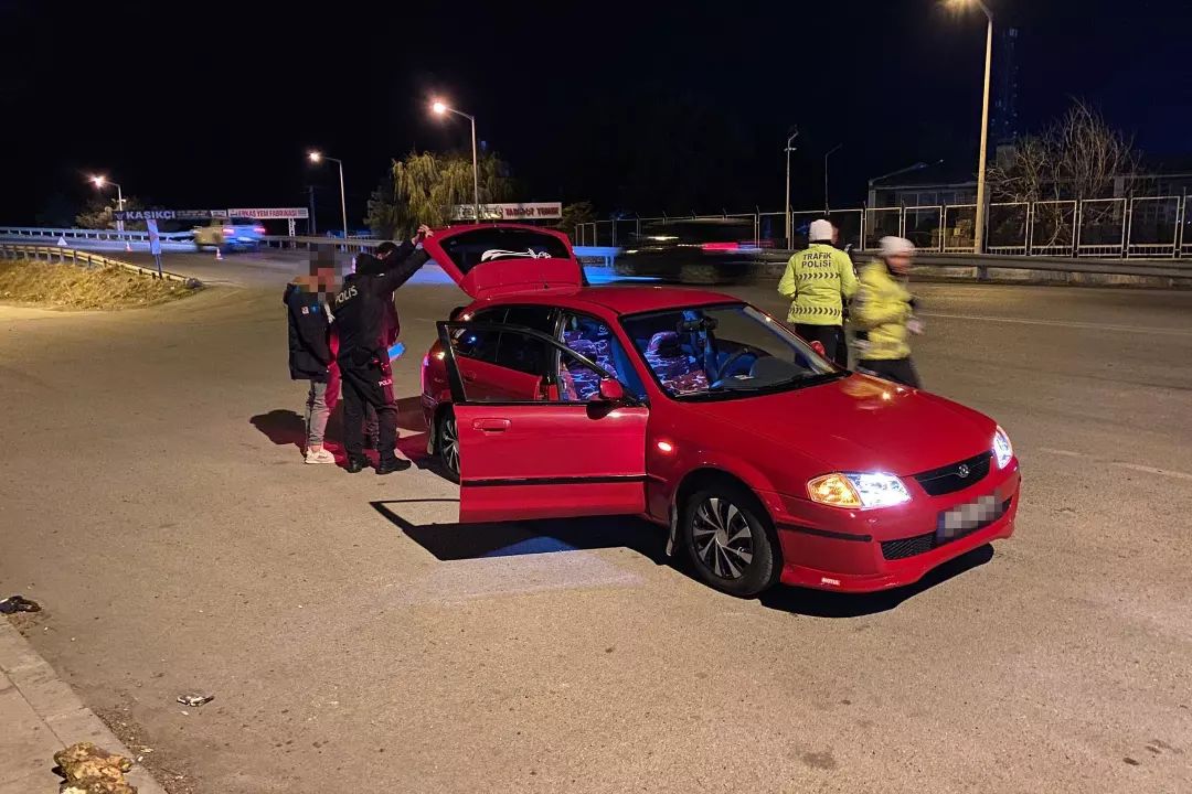Erzincan İl Genelinde Asayiş Uygulaması Gerçekleştirildi