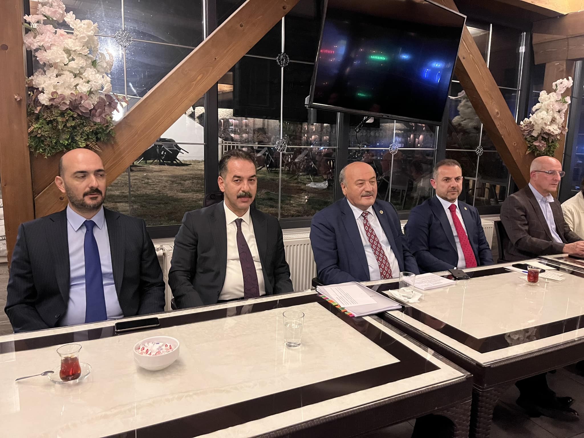 Milletvekilleri Karaman ve Çakır, 2022 Yılını Değerlendirdi