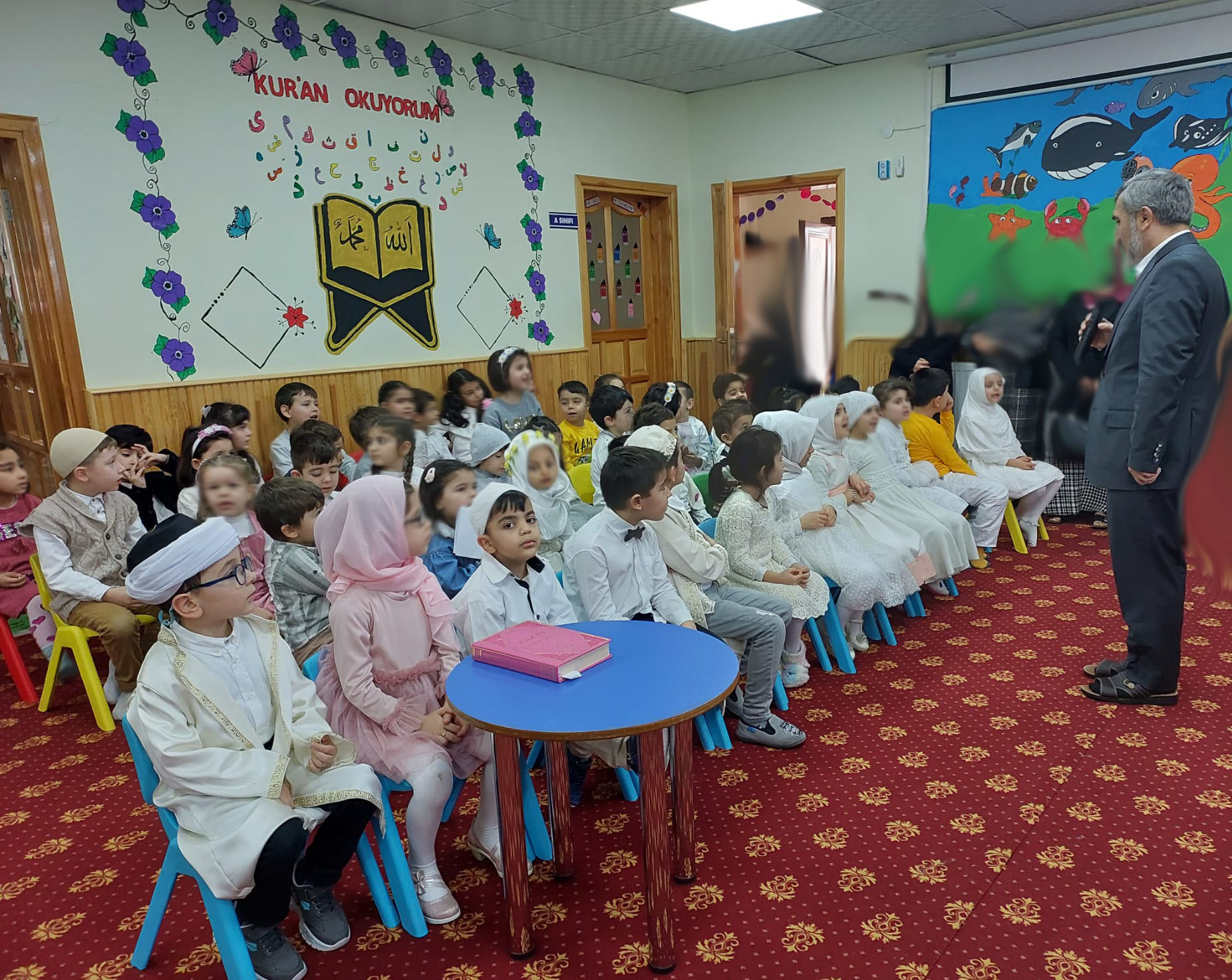 Kur’an Kursu Öğrencilerinin Karne Heyecanı