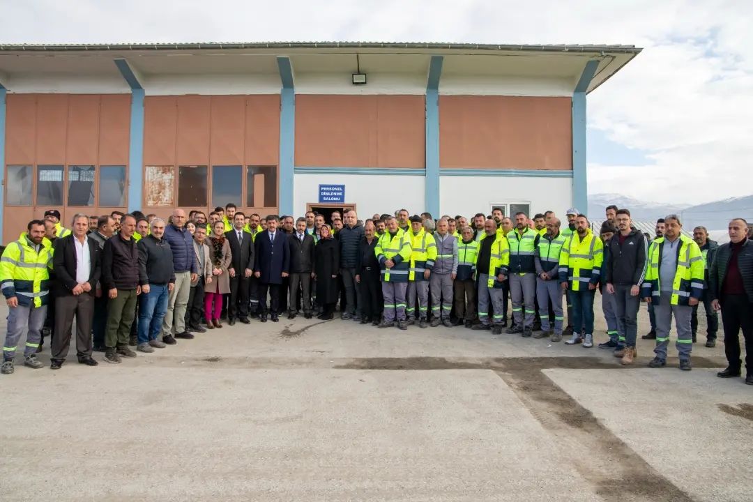 Başkan Aksun, Park ve Bahçeler Müdürlüğü çalışanları ile bir araya geldi