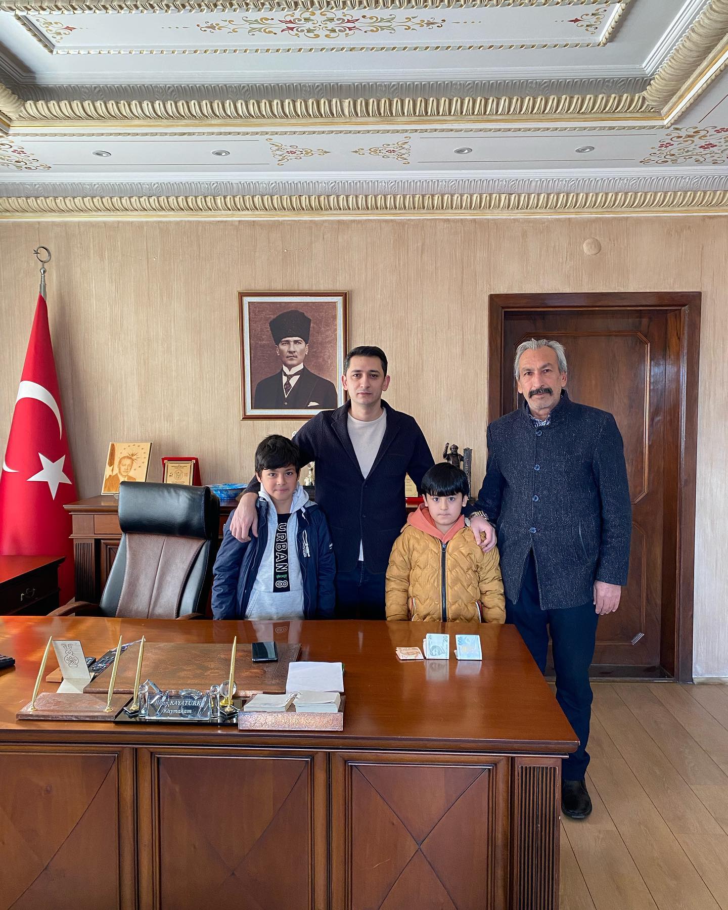 Kendileri küçük, yürekleri kocaman