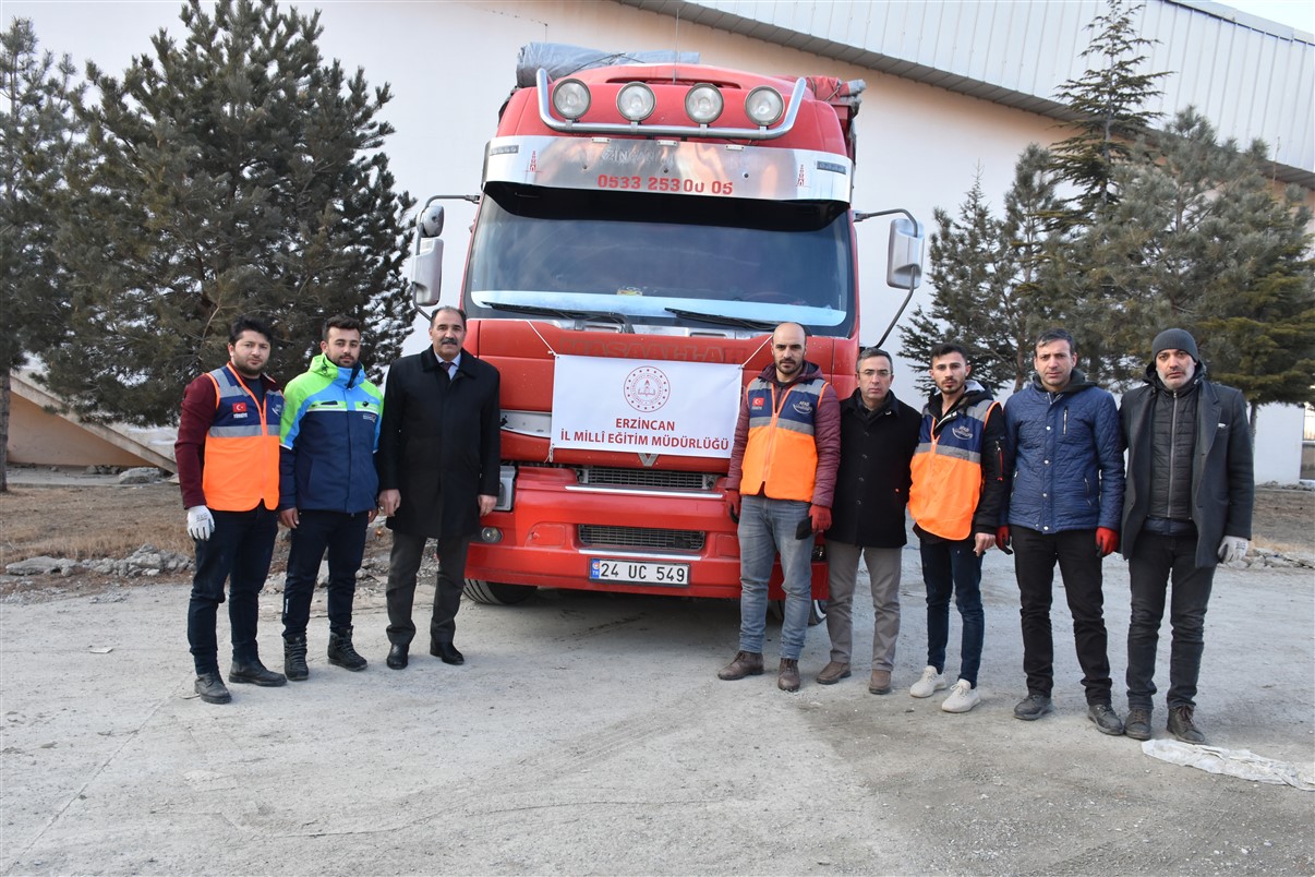 Eğitim Camiasından 4'üncü Tır