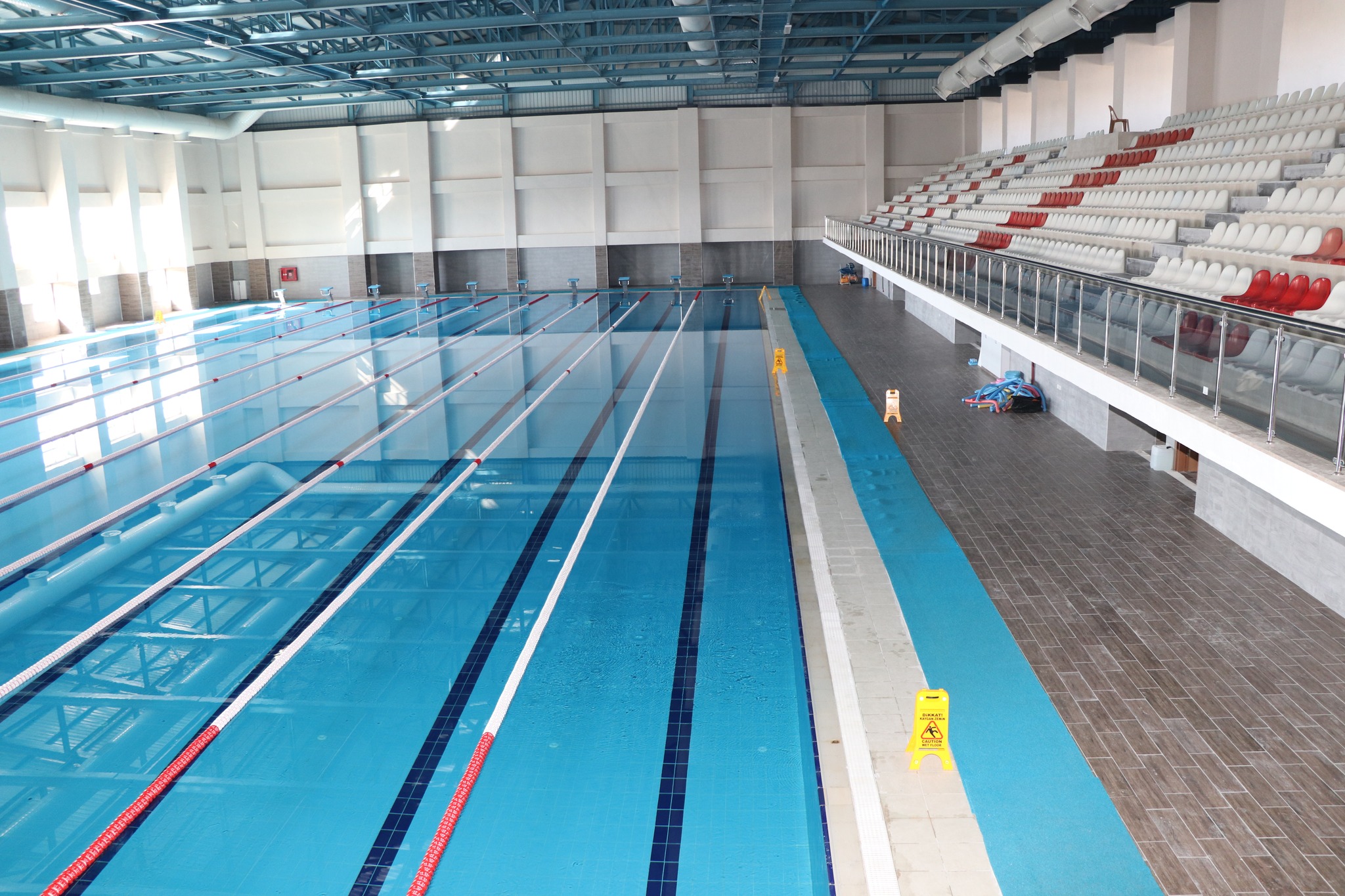Erzincan Olimpik Yüzme Havuzu Hizmete Açıldı