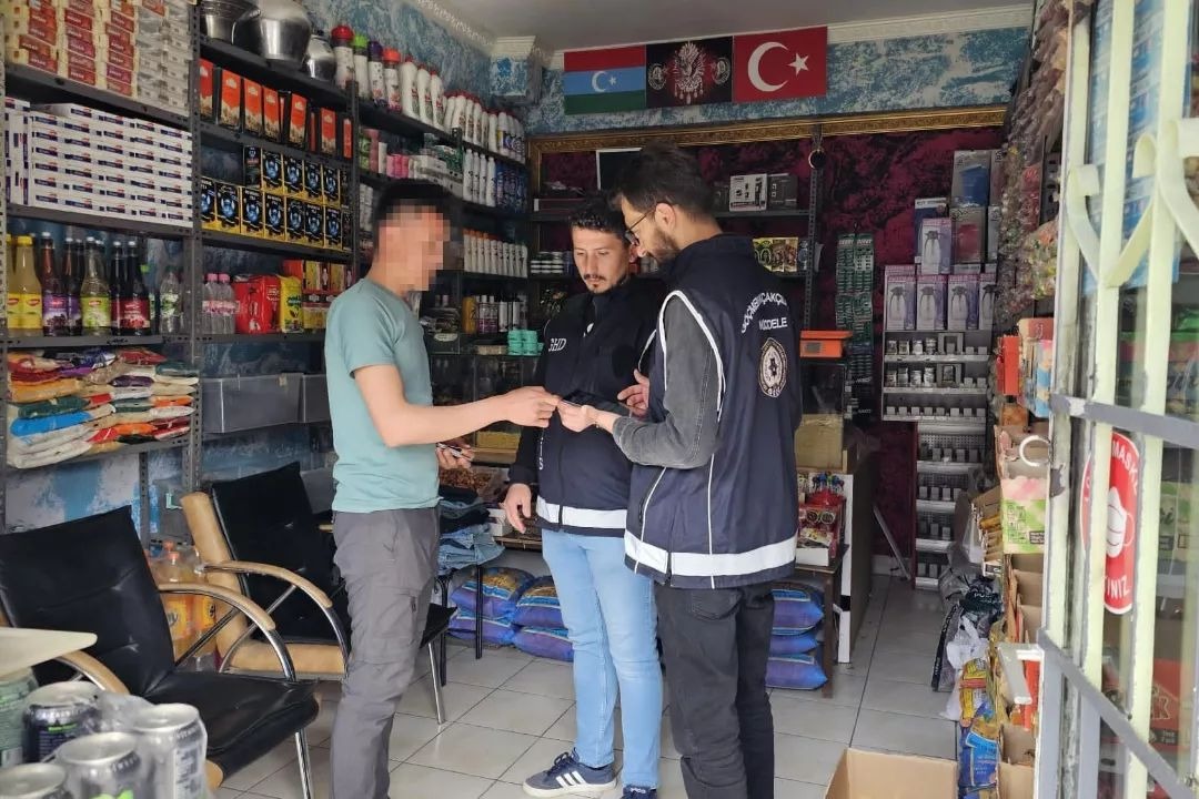 Düzensiz Göçle Mücadele Kapsamında Ülke Genelinde 3'üncü Huzur Operasyonu gerçekleştirildi