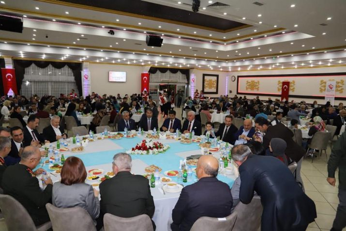Şehit yakınları ve gazilere iftar
