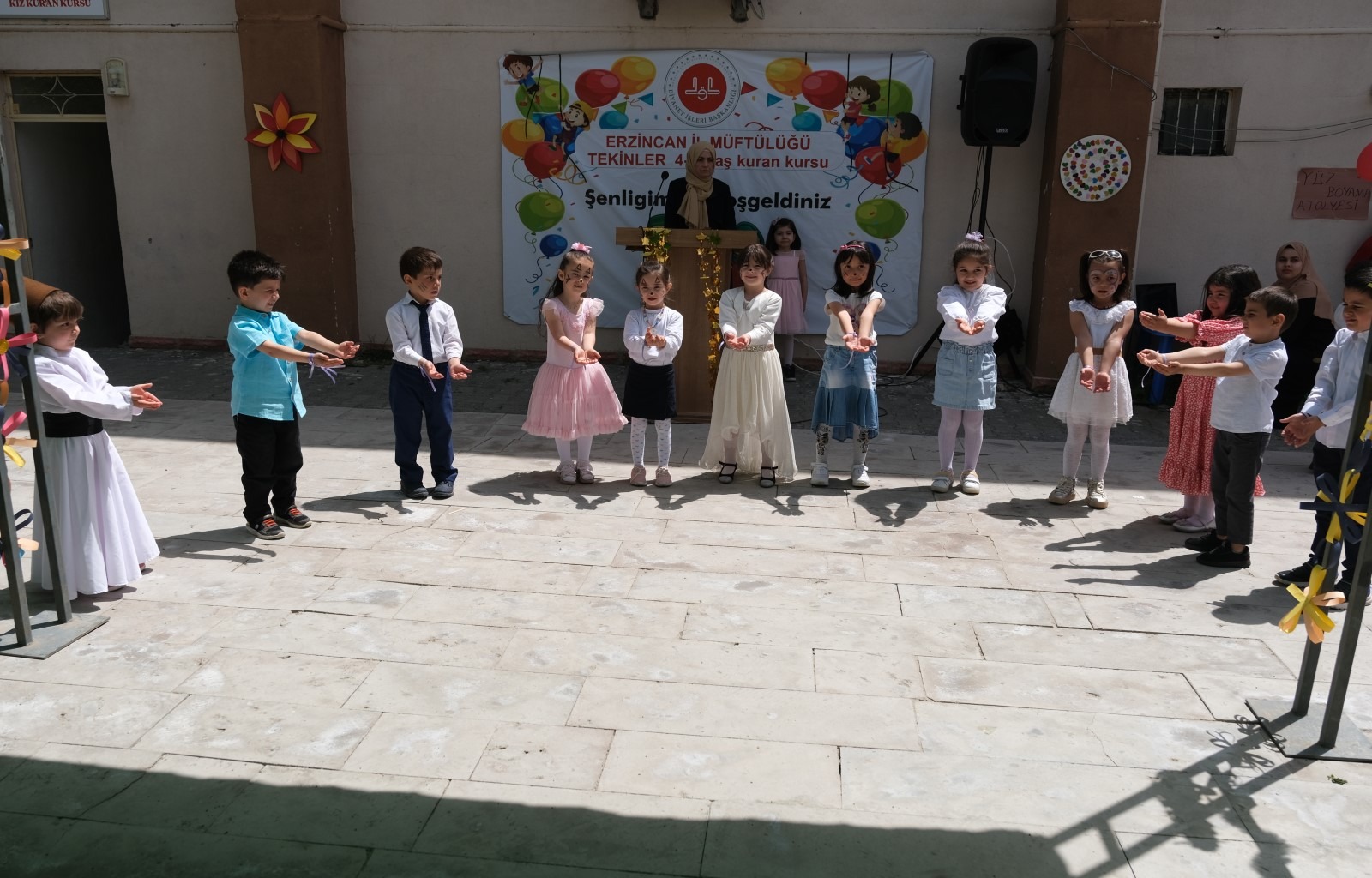 Tekinler Kız Kur’an Kursu’nda Yıl Sonu Kapanış Programı Düzenlendi