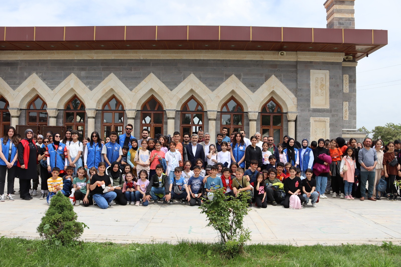 Erzincan Müftülüğü Diyanet Gençlik Merkezi, Pir-i Sami Türbe Camii’nde Yıl Sonu Etkinliği Yaptı