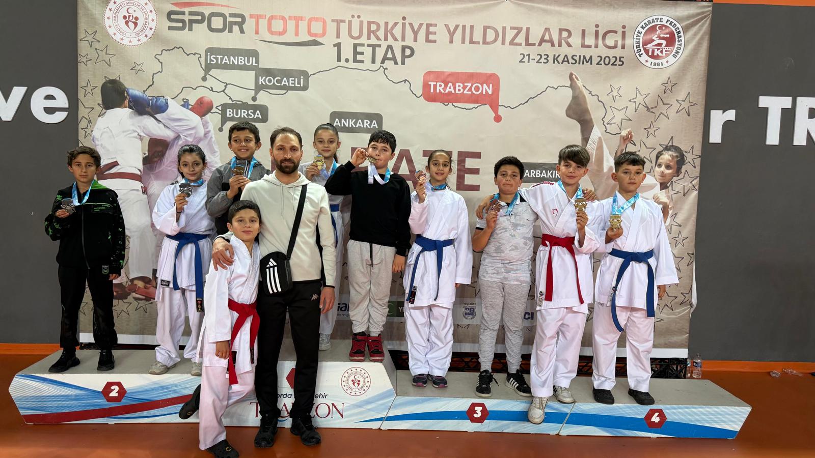 Erzincanlı sporcular başarı ile döndü