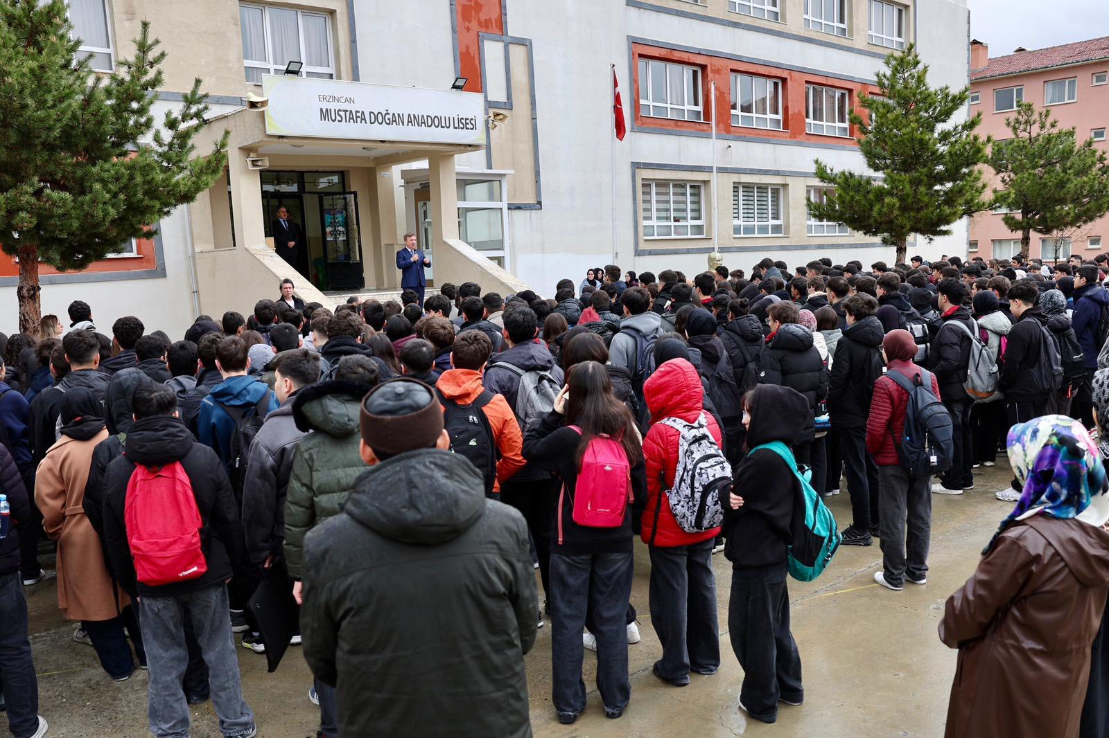 Vali Aydoğdu, Birbirimize omuz verelim, sevgi dilini hâkim kılalım