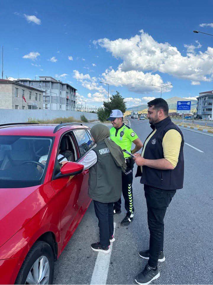 Erzincan’da Sürücülere Orman Yangını Uyarısı: 2 Bin 200 Kişiye Ulaşıldı