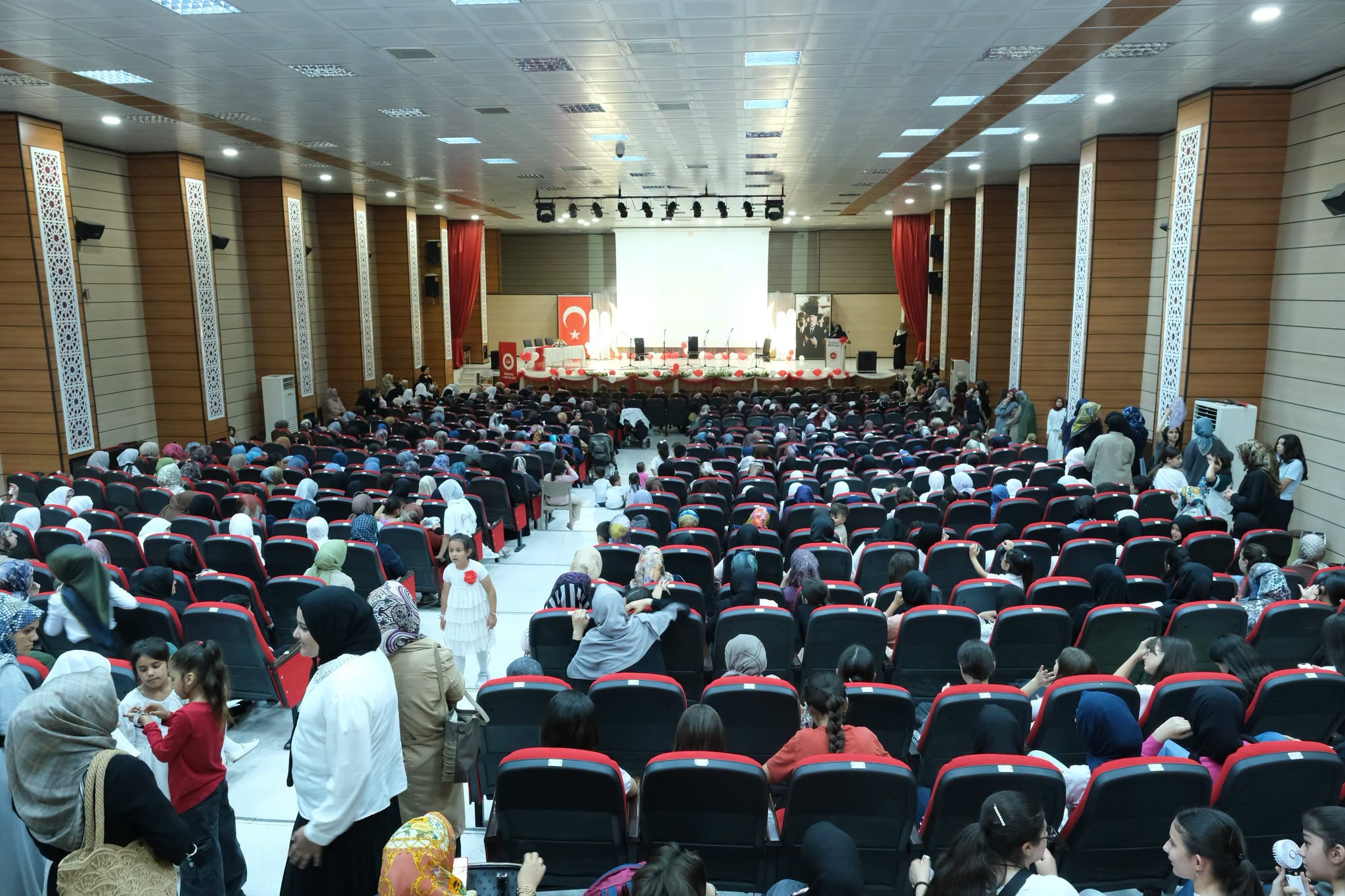Yaz Kur’an Kursları İlâhî Yarışmasında Buluştu