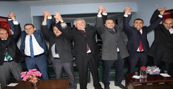 AK PARTİ’DEN AKYAZI’YA  ZİYARET