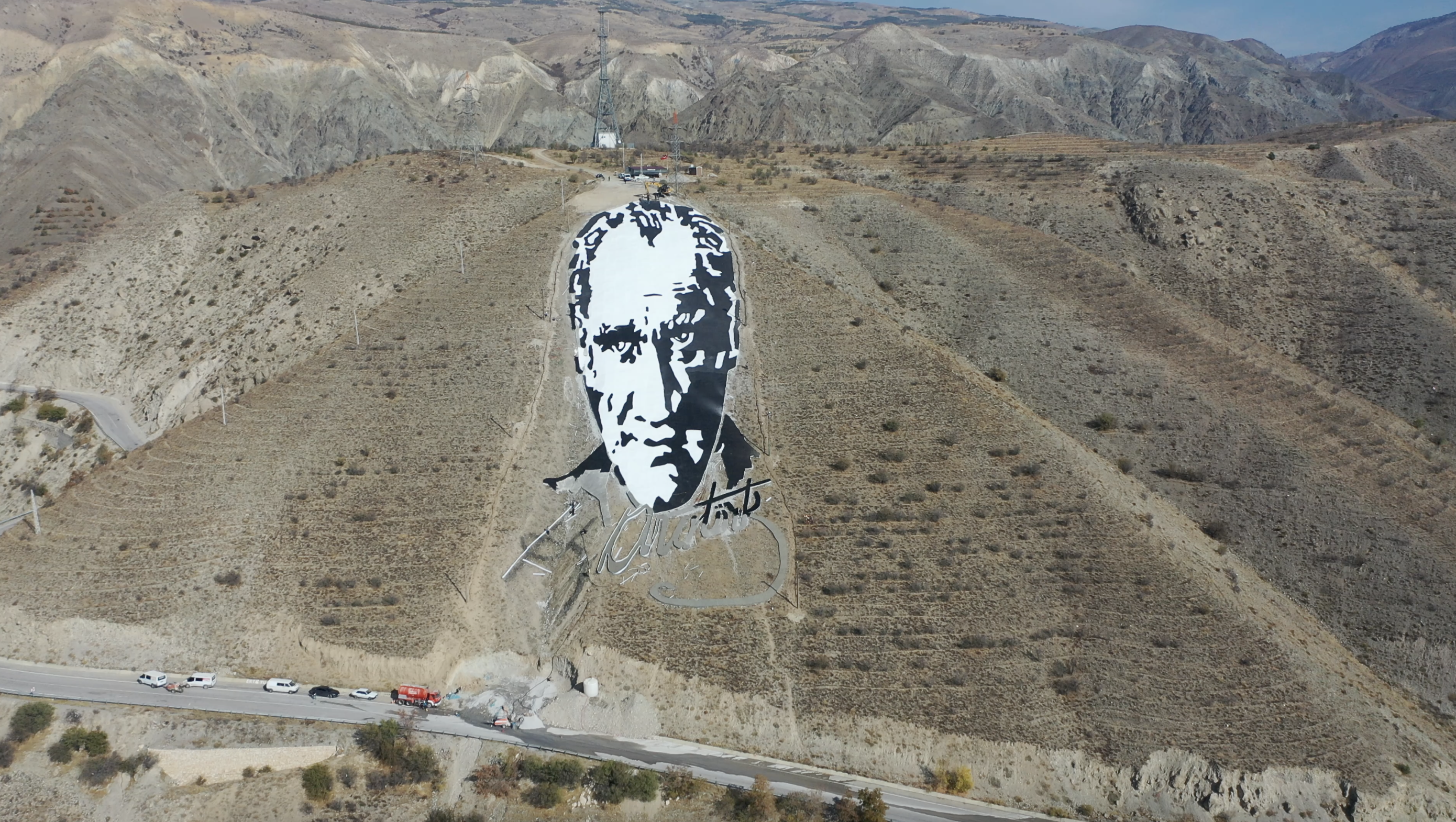 Atatürk, Portresi Yenilendi