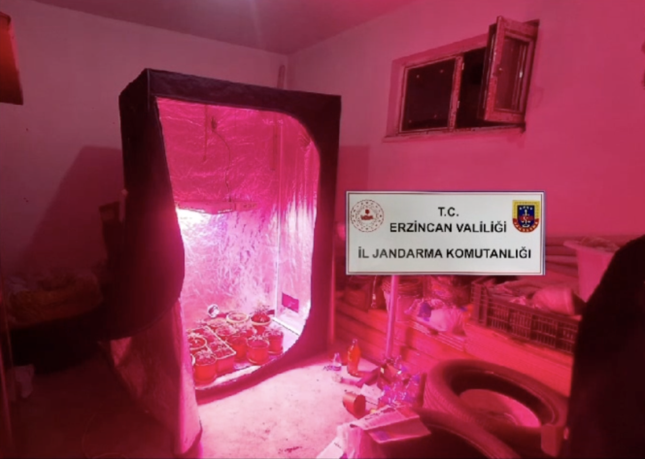 Jandarma'dan Uyuşturucu Operasyonu 