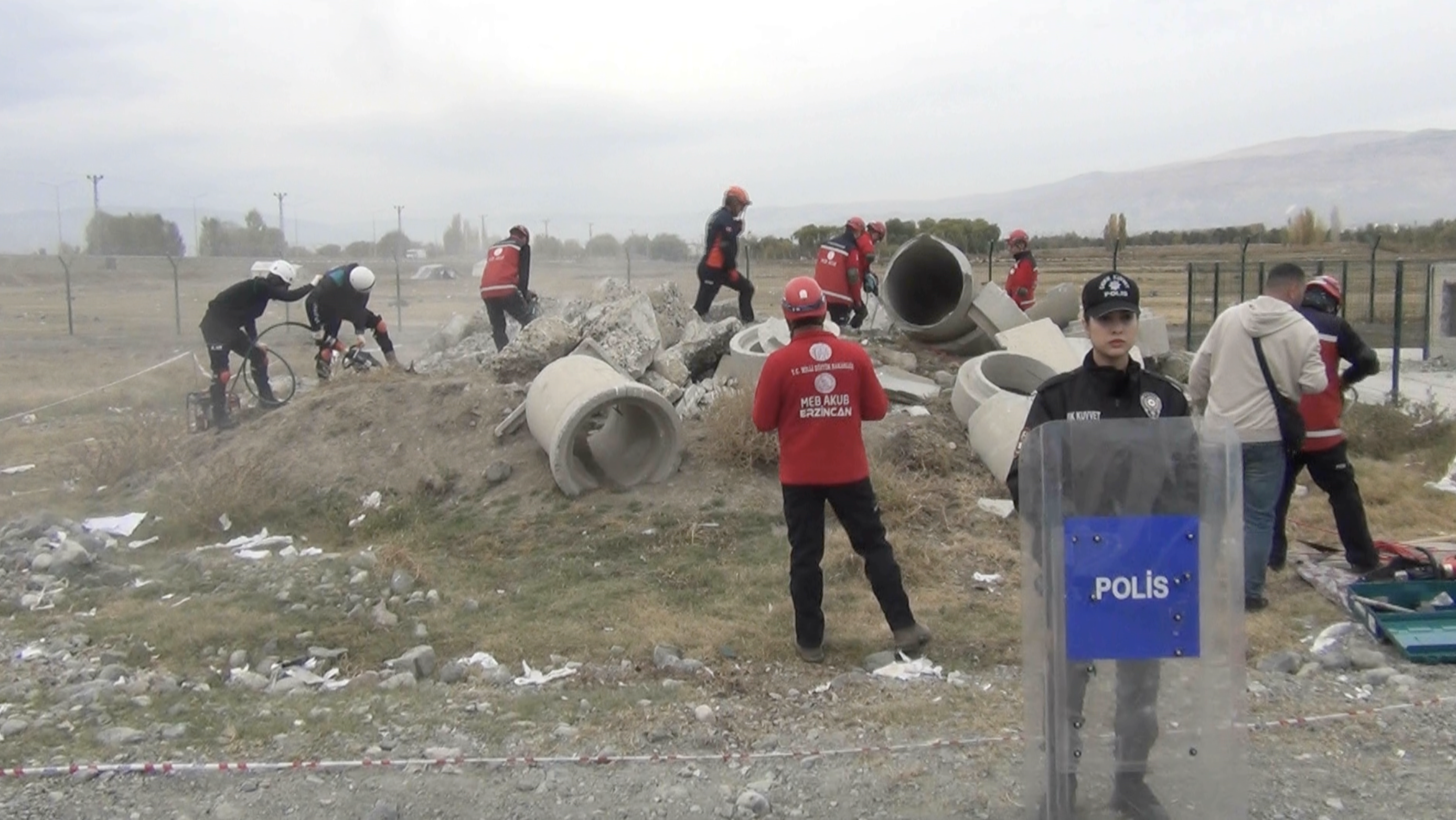 Erzincan’da 6.4’lük deprem tatbikatı
