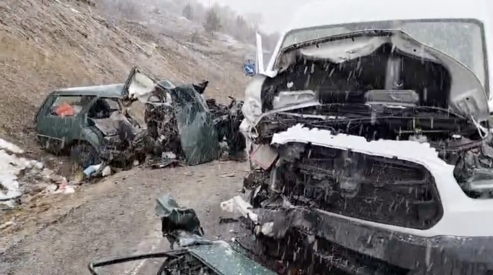 Erzincan’da kaza 1 ölü 2’i ağır 9 yaralı