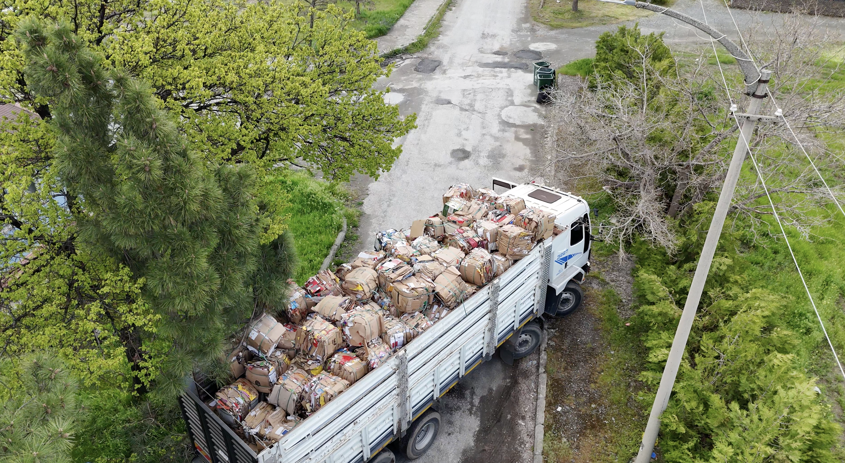 EBYÜ’de 76 Ton Atık Ekonomiye Kazandırıldı