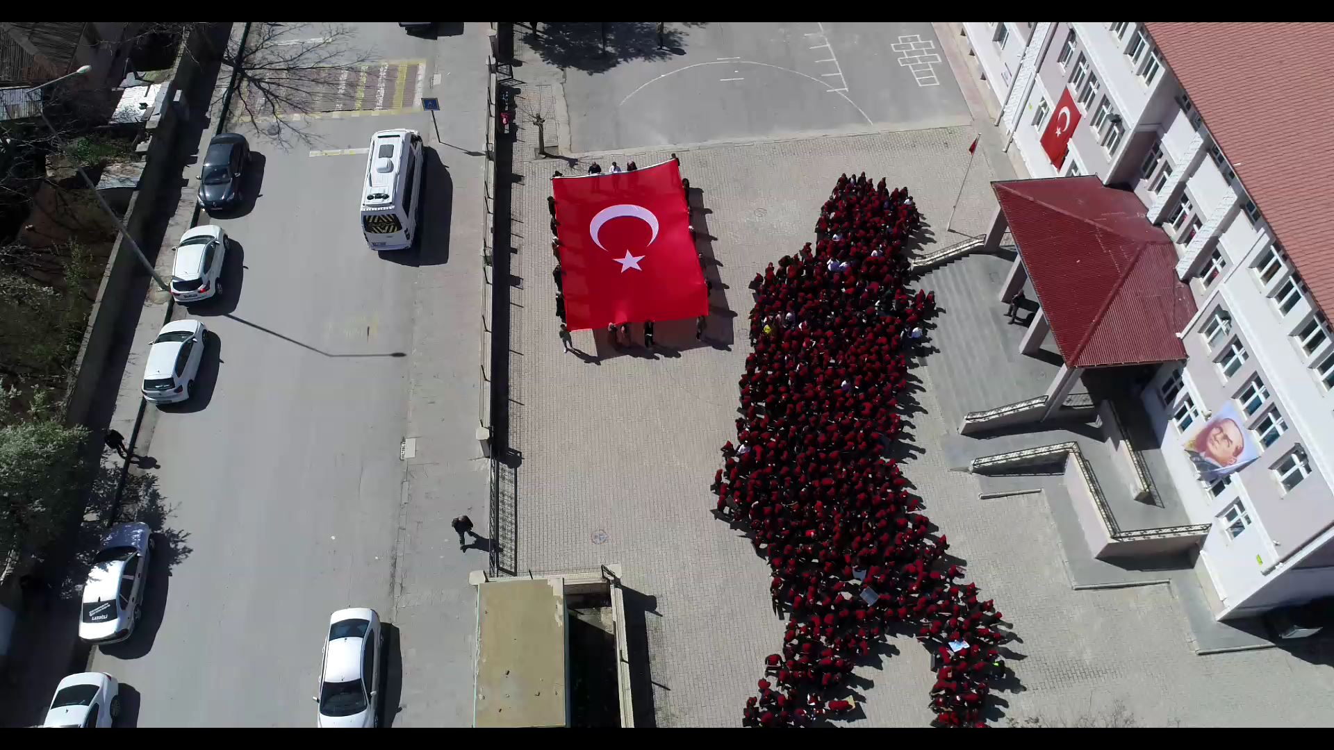 Minik öğrencilerden 23 Nisan’da anlamlı çalışma