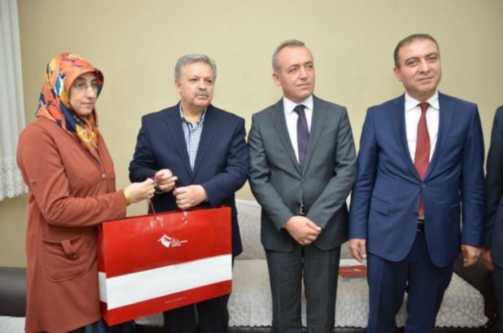 Yalnız Değilsiniz-Türkiye’nin En Büyük Ailesi