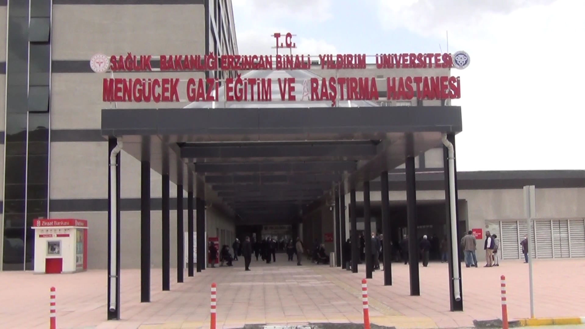 Sağlık Çalışanları Psikiyatri Hastasının Saldırısına Uğradı