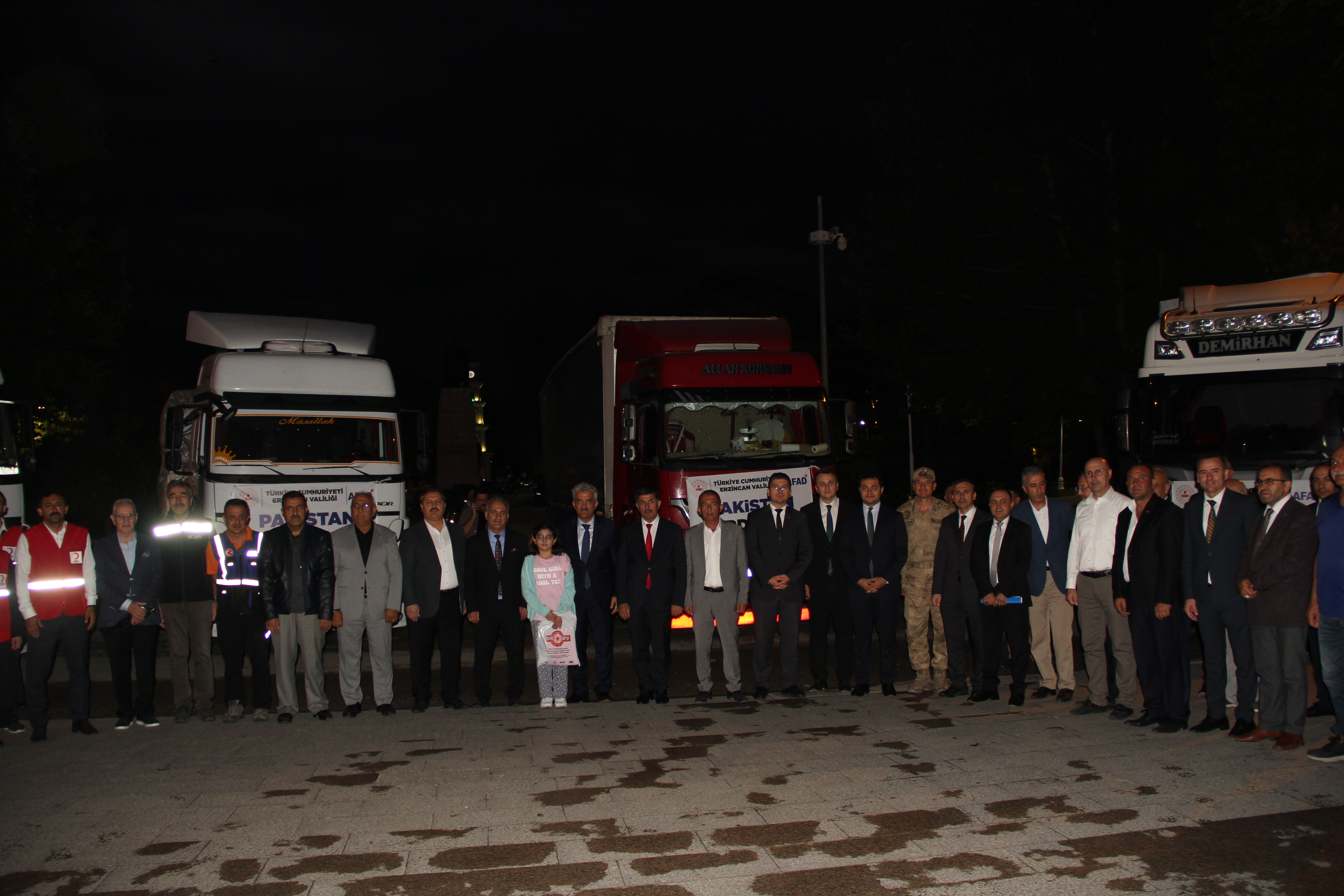Erzincan’dan, Pakistan'a yardım eli 