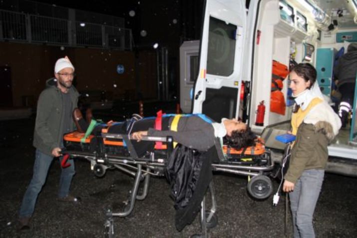 Otobüs Şarampole Devrildi 16 Yaralı