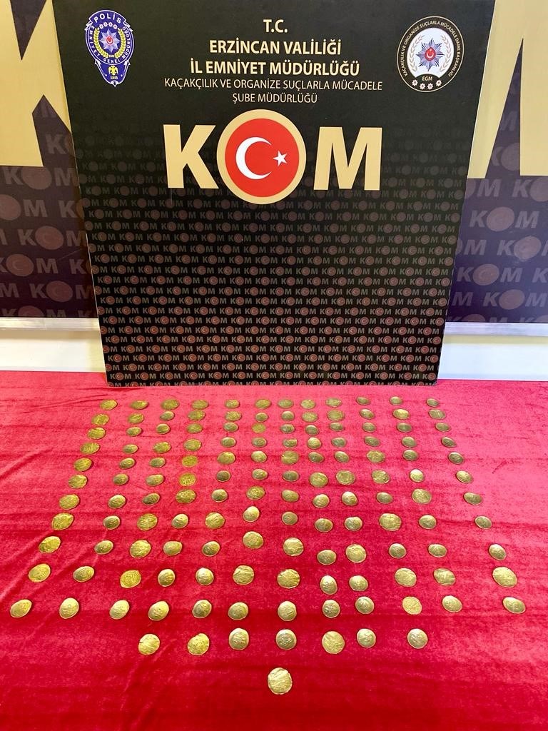 140 Altın Sikke Ele Geçirildi