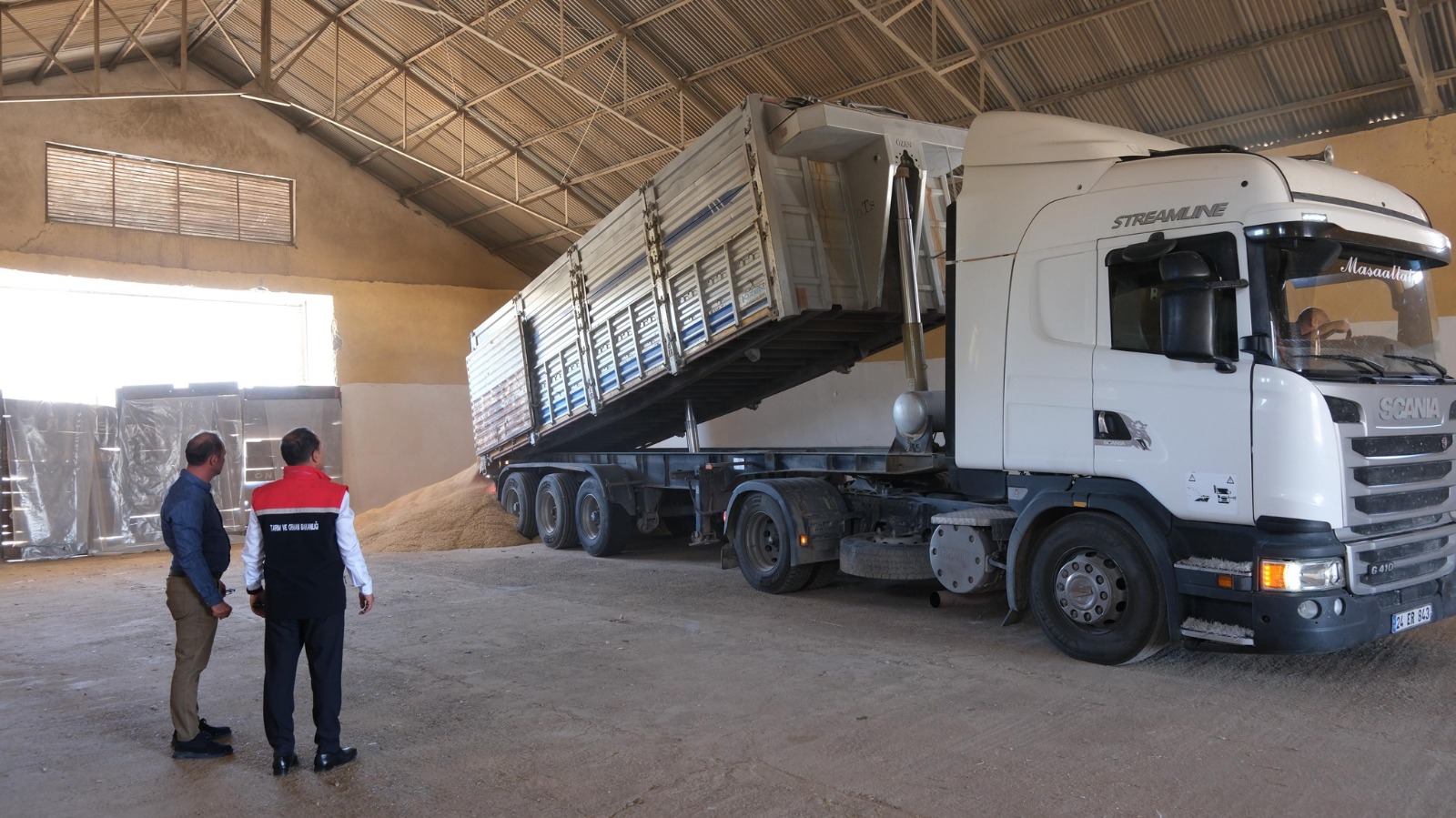 TMO Erzincan’dan Hayvan Üreticilerine Arpa Desteği Başlıyor