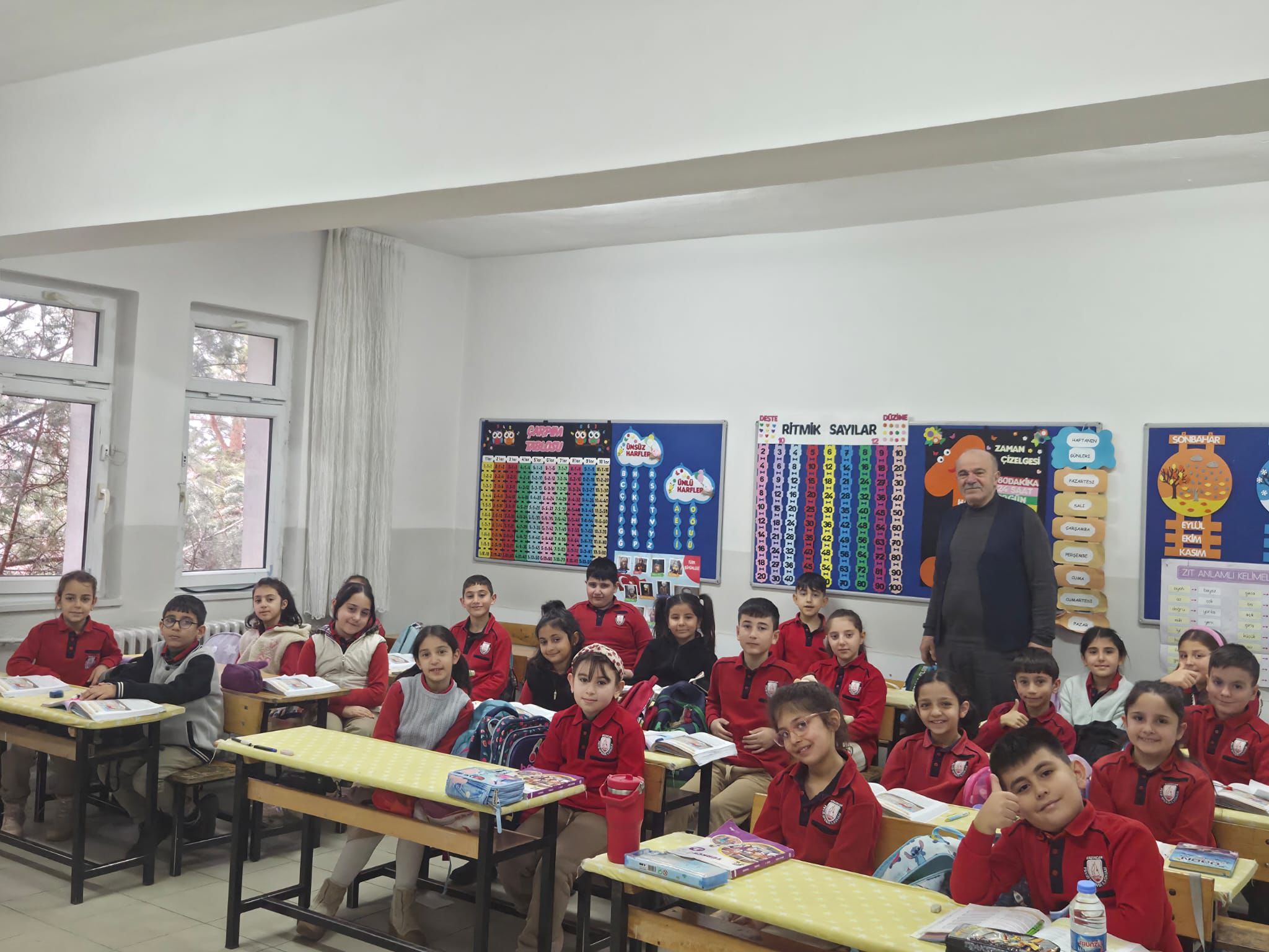 Kazım Karabekir Mahalle Muhtarı Oğuz Tekcan Öğrencilerle Buluştu