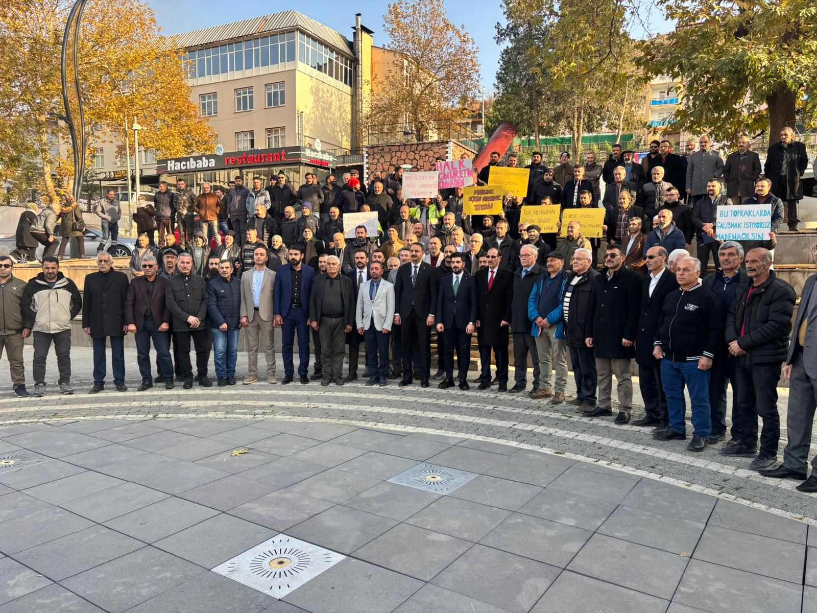 İliçli siyasiler ve muhtarlar yetkilere seslendi: “Sesimizi duyun, madeni açın”