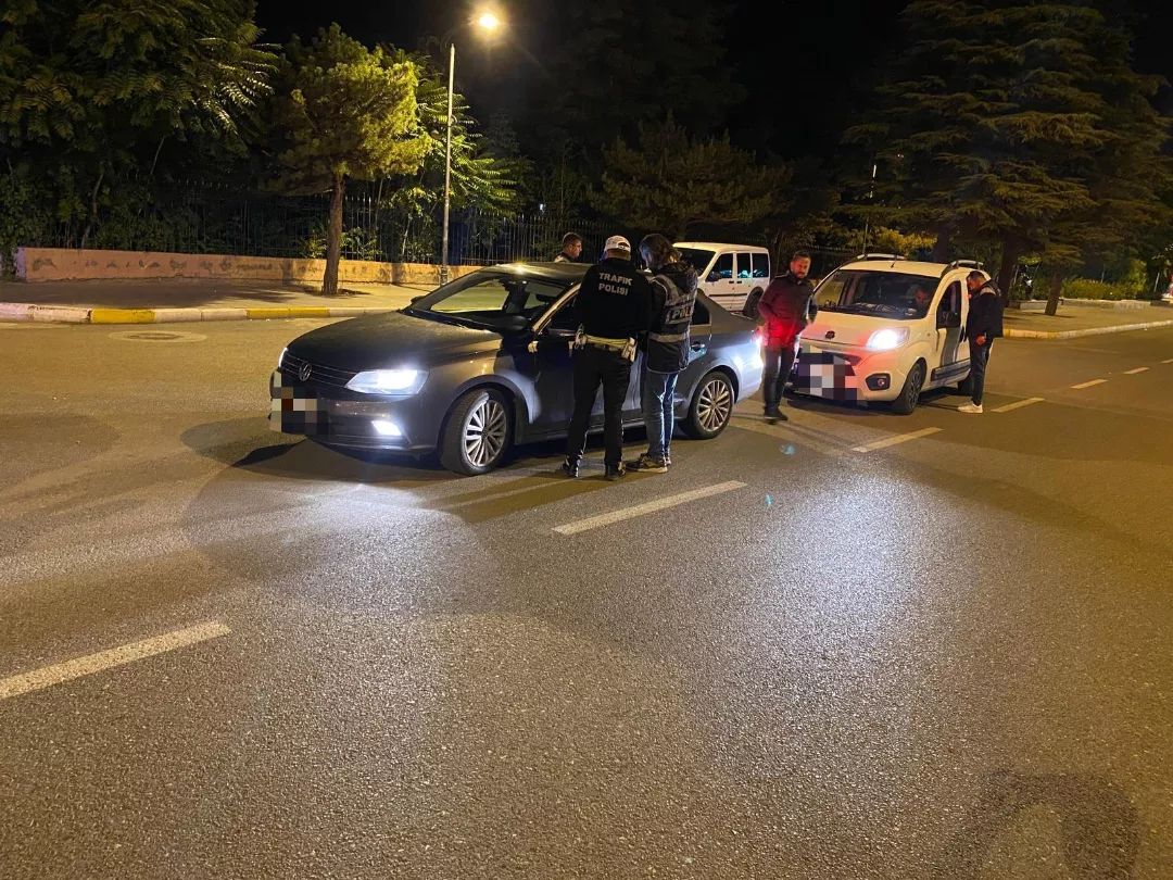 Erzincan İl Genelinde Asayiş Uygulaması Gerçekleştirildi