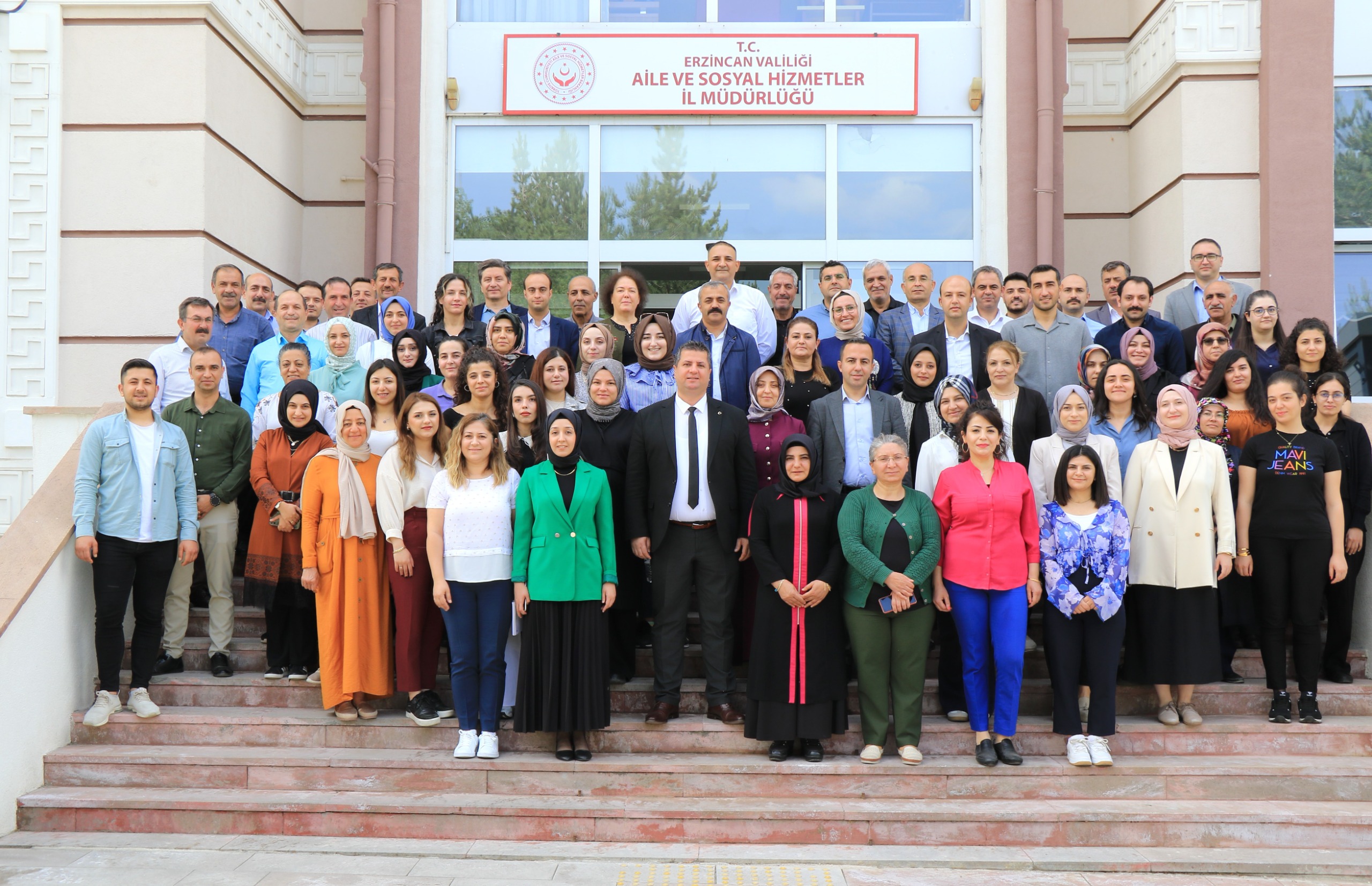 Erzincan Aile ve Sosyal Hizmetler İl Müdürlüğü Türkiye  3'üncüsü Oldu.