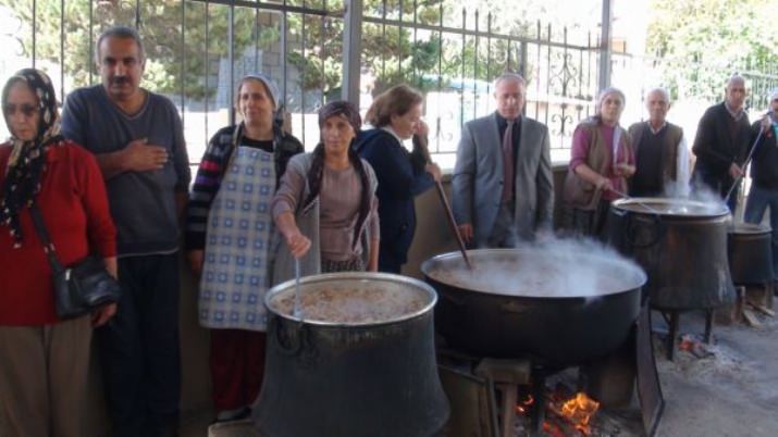 Aşure Gününde Birlik Ve Beraberlik Mesajları Verildi