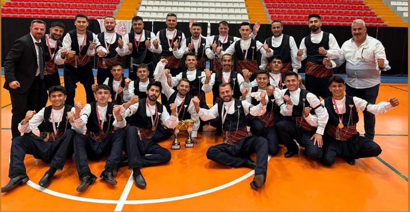 Halk Oyunları ekibinden Kars’ta çifte zafer