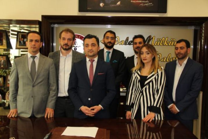 Aktürk, Avukatlar Gününü Kutladı