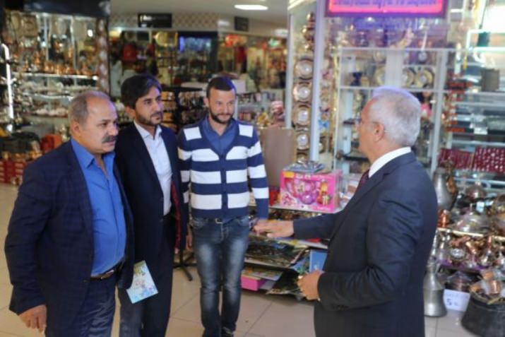 Başkan Başsoy, Yeraltı Çarşısı Esnafıyla Bir Araya Geldi