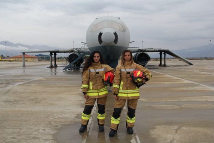 Gökyüzündeki Huzurun Yerdeki Güvenceleri, Bayan ARFF Personelleri