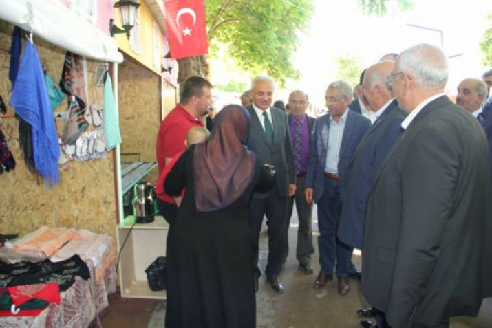 15 Temmuz Yerel Ticaret Fuarı Açıldı