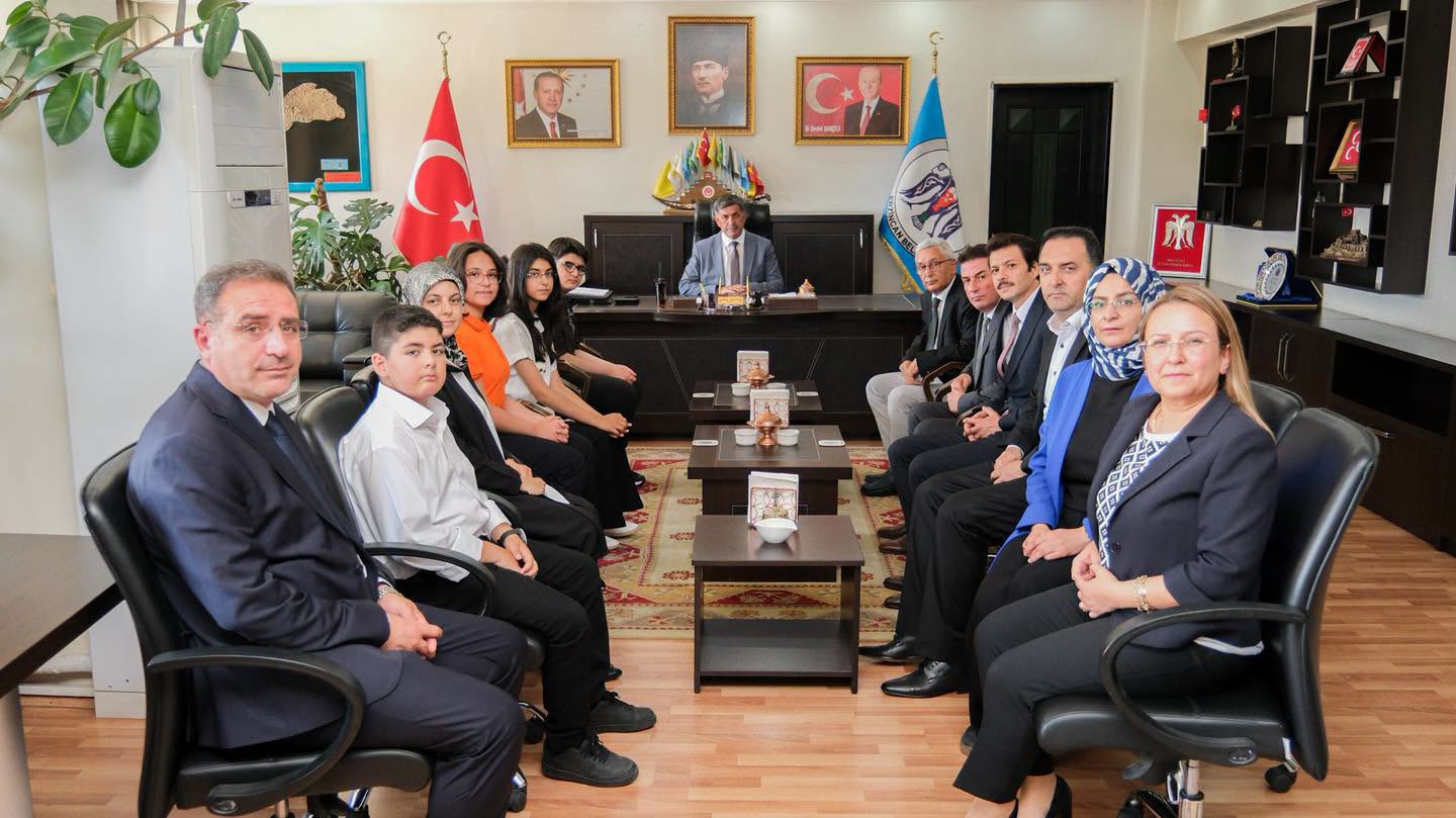 Erzincan’ın LGS Şampiyonlarına Başkan Aksun’dan Gurur Dolu Karşılama