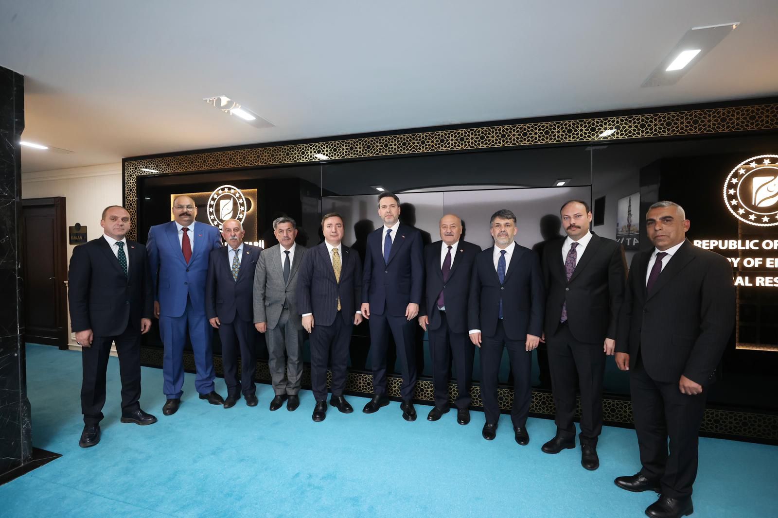 Milletvekili Karaman: “İlçe Ve Beldelerimizin Doğalgaz Talebini Sayın Bakanımıza İlettik”
