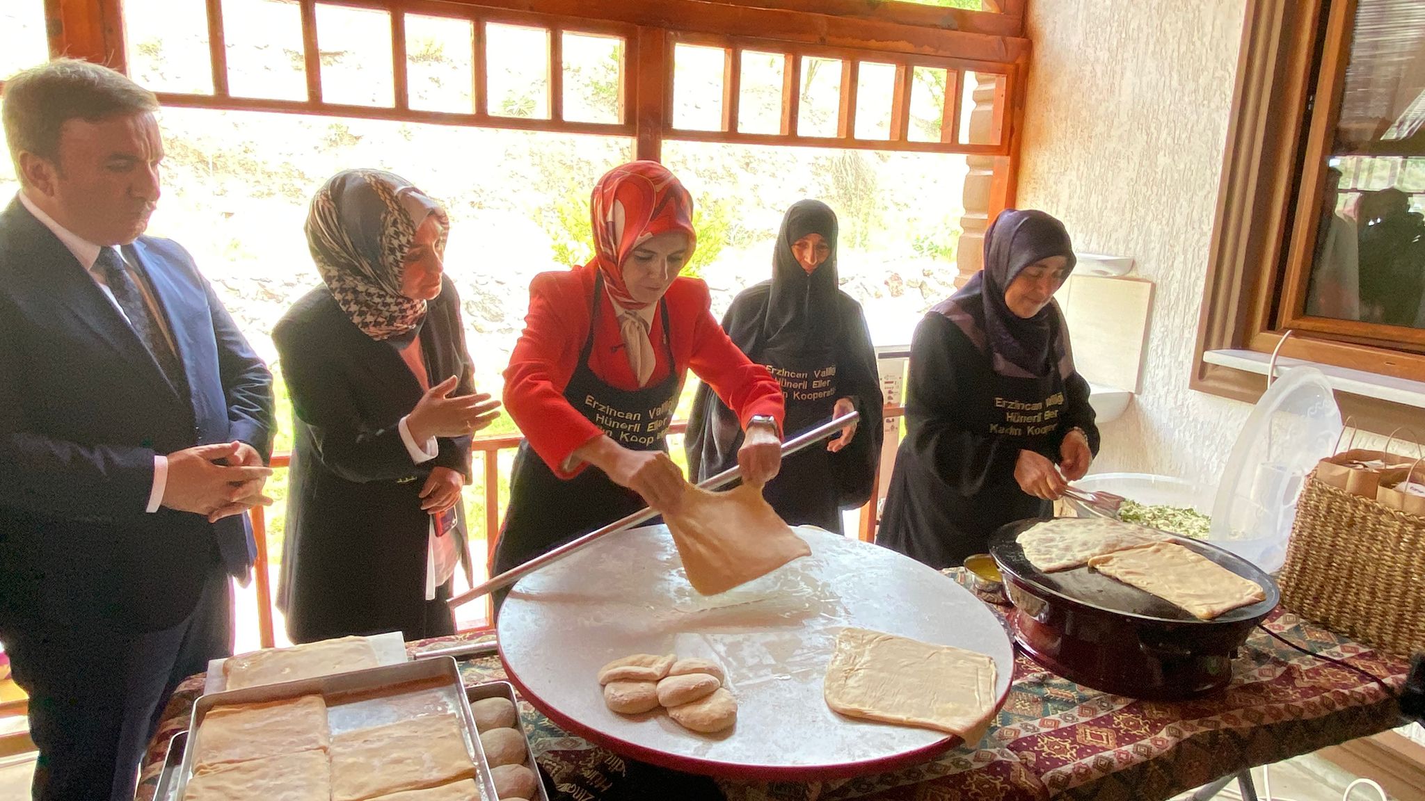 Aile ve Sosyal Hizmetler Bakanı Mahinur Özdemir Göktaş, Erzincan’da