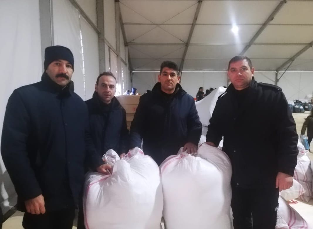 Zabıta Personelinden Deprem Bölgesine Yardım