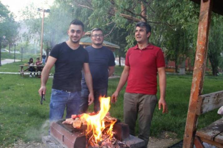 Ekşisu Mesire Alanı İftar Saatinde Doluyor