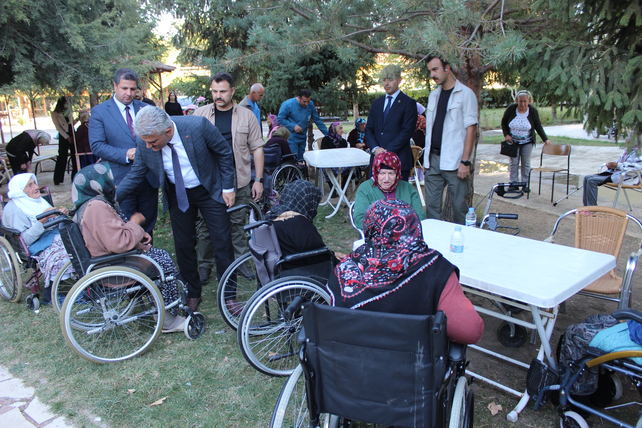 Dünya Yaşlılar Günü Dolayısıyla 100. Yıl Atatürk Huzurevi’nde Program