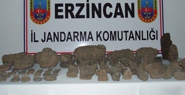 132 ADET TARİHİ ESER ELE GEÇİRİLDİ